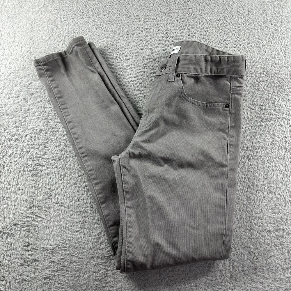 Fashion Nova Men Jeans 30x30 Light Gray Straight Fit Minimalist Preppy Hipster